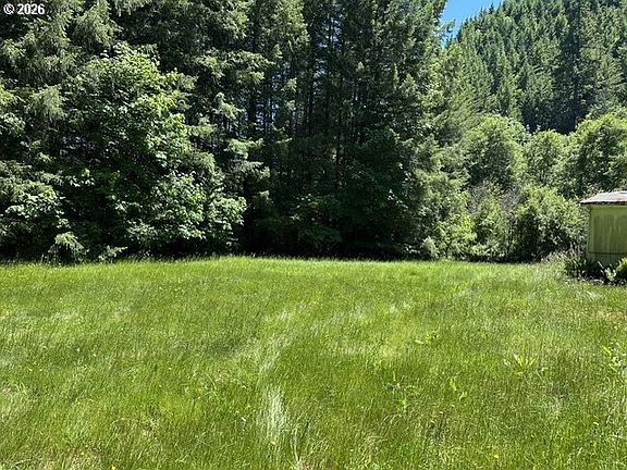 2nd image of 89366 Nelson Mountain Rd