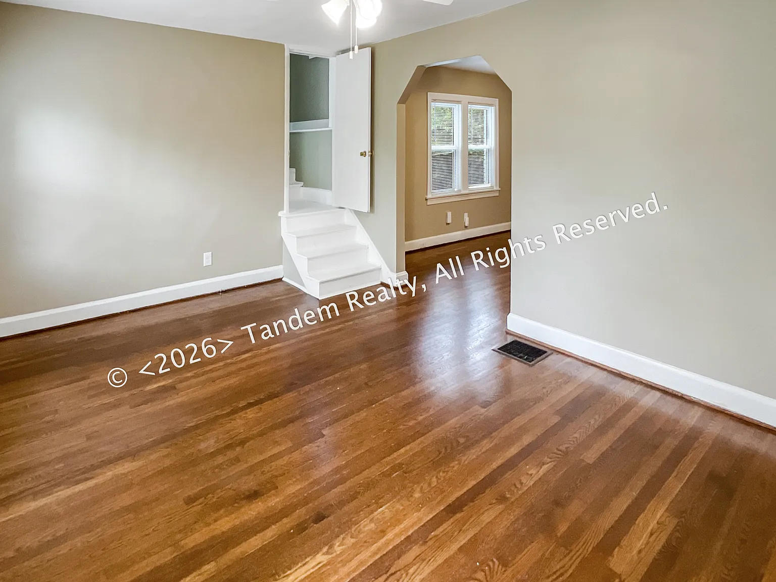 2 bed, 1500 sqft, $2,395 — Photo 4