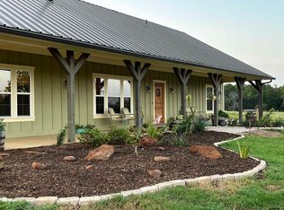 2312 Flamingo Rd, Gilmer, TX 75645