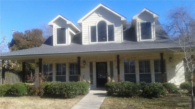 1st image of 520 Arawe Cir E