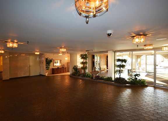 2nd image of 6400 N Cicero Ave APT 505
