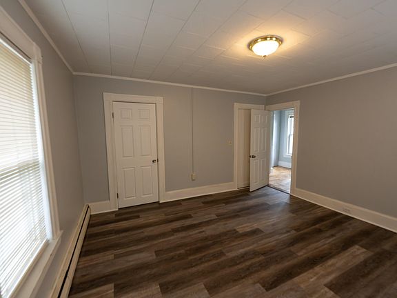 5th image of 125 Tarrytown Rd #123