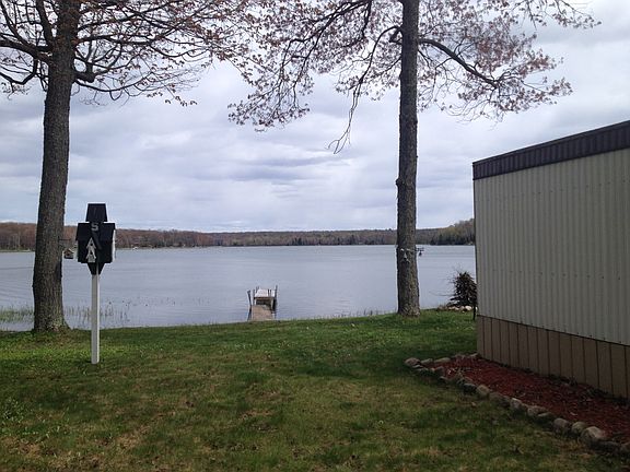 2nd image of 94828 Hilbert Dr