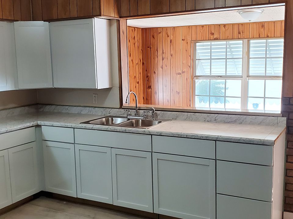 2nd image of 3503 Saint Sebastian Ln