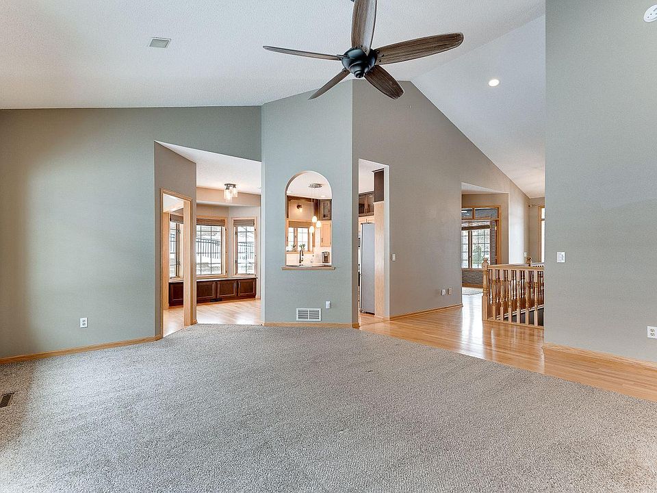 12997 Garvin Brook Ln, Apple Valley, MN 55124 Zillow