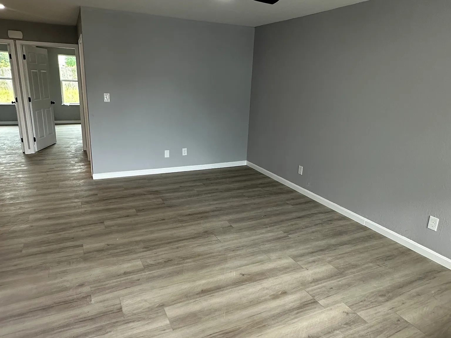 4715 South Ave — Photo 3