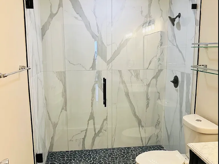 655 Riverside Dr #806A — Photo 3