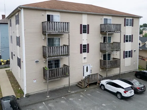 1 Fay St Unit 2, Worcester, MA 01604