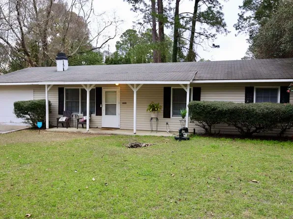 3005 Ivy Dr, Tifton, GA 31794