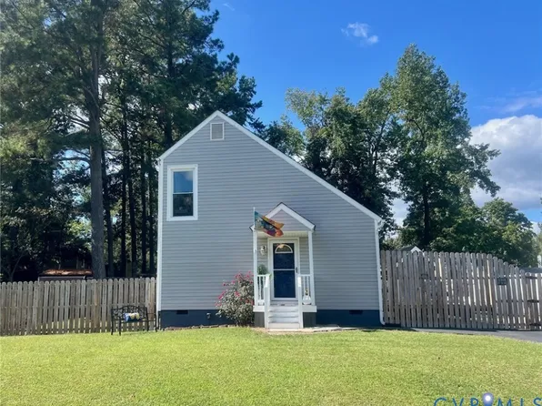 15908 Tri Gate Rd, Chester, VA 23831