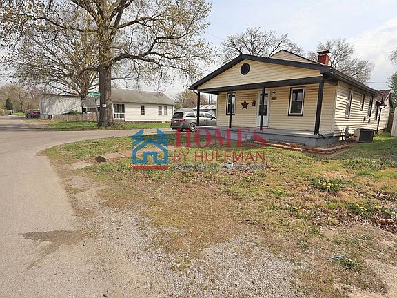 3rd image of 1650 E Koch Ave