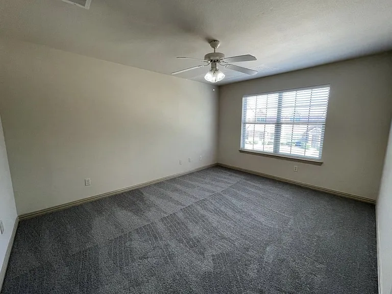 2307 Calendar Ct — Photo 12