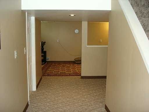 3rd image of 38 Bentley Cir