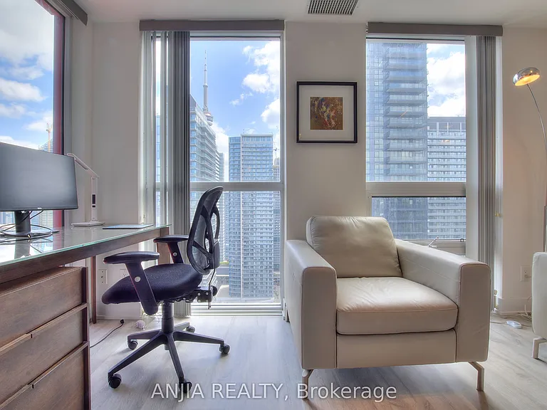 318 Richmond St W #3106 — Photo 18