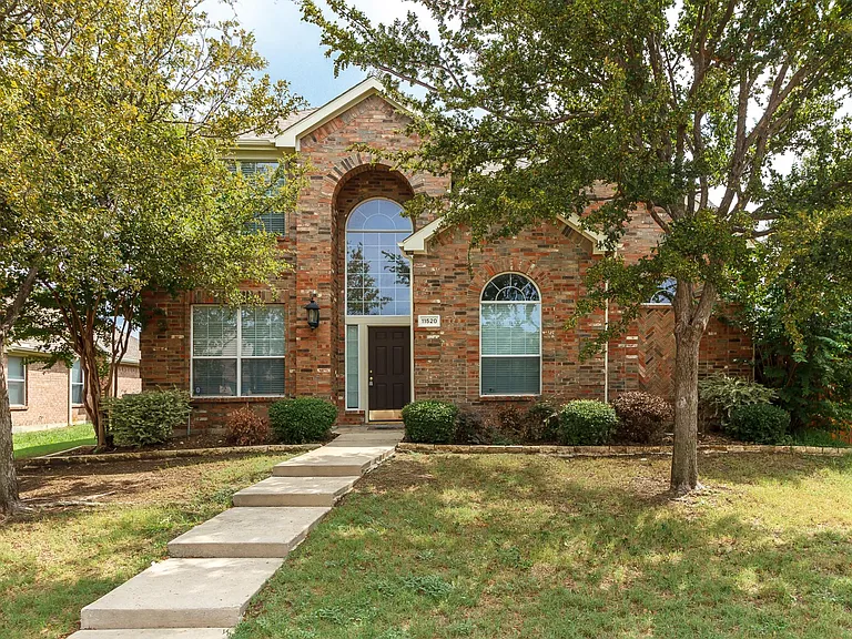 11520 Bermuda Way — Photo 1
