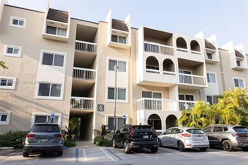 7703 Camino Real Photo 1