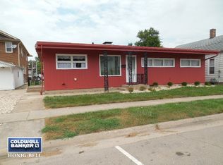 218 W Washington St, Ottawa, IL 61350