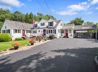 11 Birch St, Hudson, NH 03051