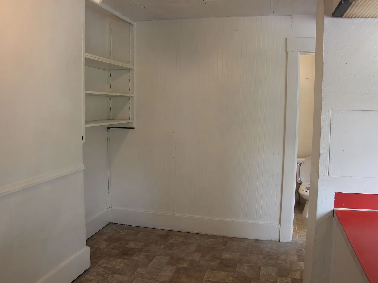 2 bed, 1.0 bath, 800 sqft, $1,550 — Photo 4