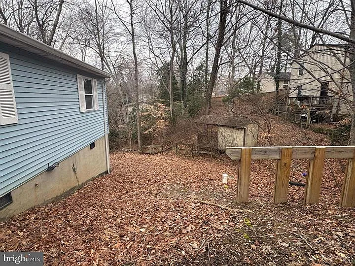 3 bed, 2.0 bath, 1008 sqft, $2,100 — Photo 3