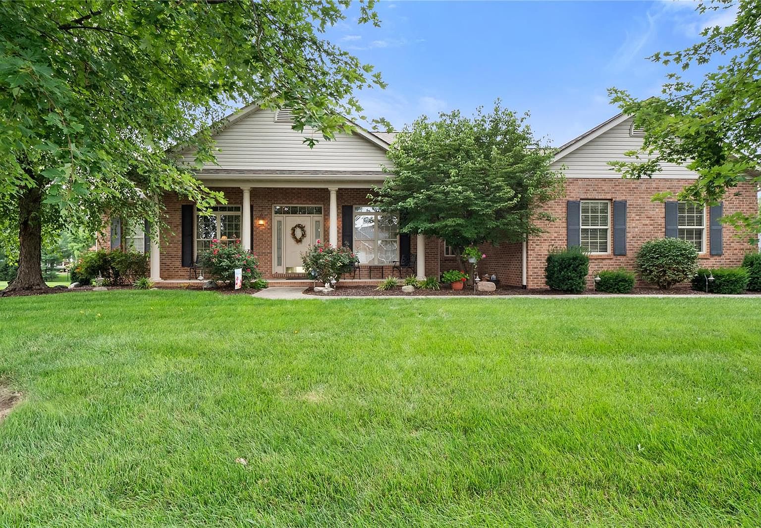 4925 Barnwood Ln, Millstadt, IL 62260 Zillow