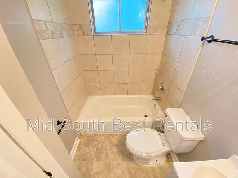 3557 Kathy Rd — Photo 3