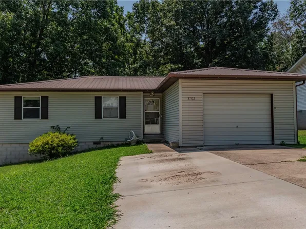3702 Shields Dr, Harrison, AR 72601