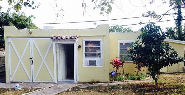 Cottage in Private Yard