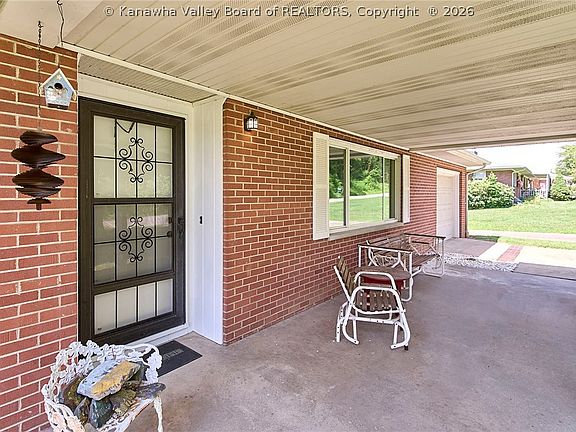 4th image of 173 Miller Addition Rd