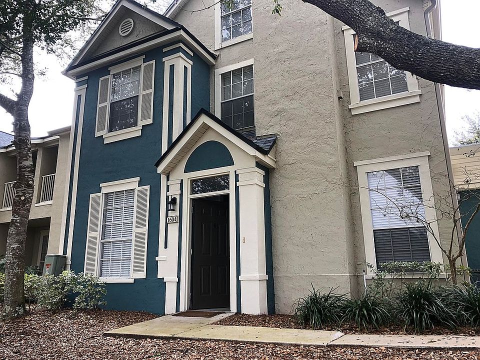 1st image of 13703 Richmond Park Dr N APT 1604