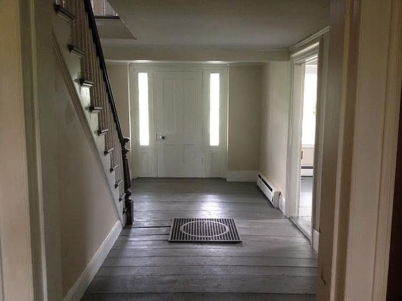 2nd image of 821 Broadway