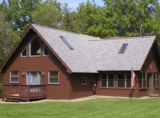 885 Black Rd, Volant, PA 16156