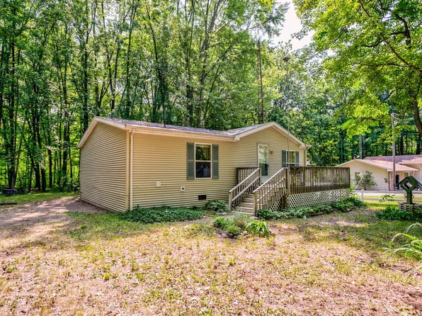 43811 65th St, Bangor, MI 49013