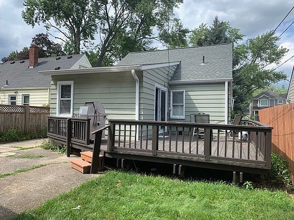 2nd image of 208 Linden Ave