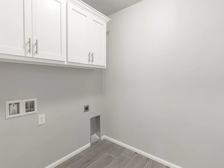 401 Nest Dr — Photo 17