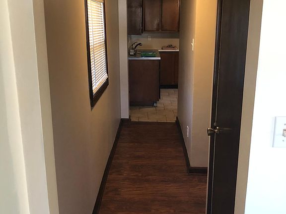 4th image of 4006 Romestant Ave