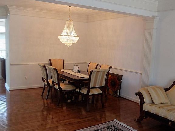5th image of 9081 Acheson Ct