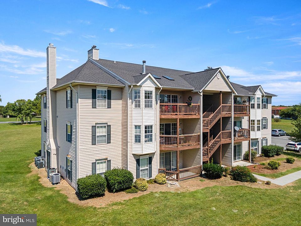 1st image of 90 Chinkapin Dr #10