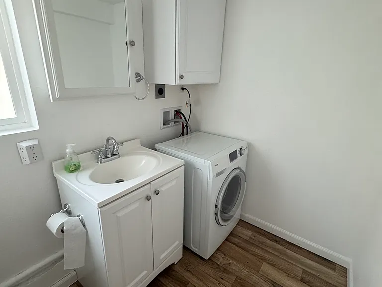 5531 S Norfolk St — Photo 3