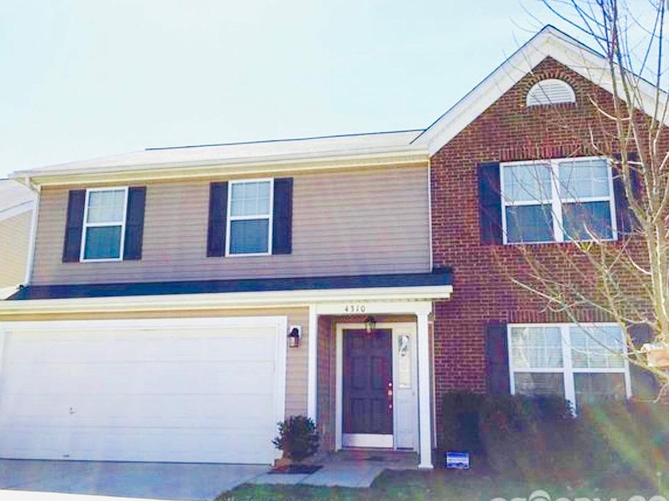 Welcome Home to 4310 Hampstead Heath Drive! Award Winning Cuthbertson Schools ! Located 5 minutes to shopping/dining at Cureton and Waxhaw town center! Hurry - this home will go fast!