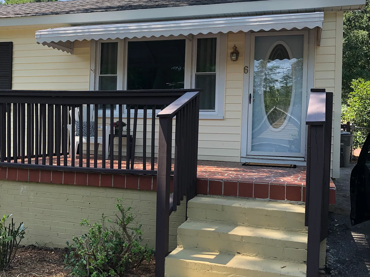 3 bed, 1000 sqft, $1,795 — Photo 2