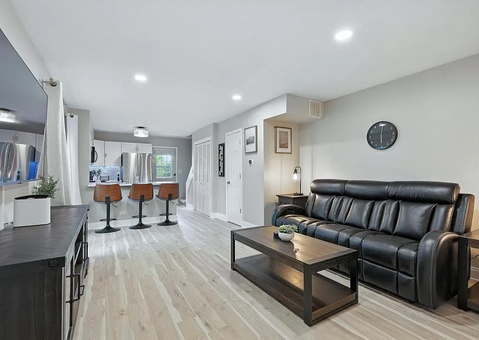 2621 Wingate Ct