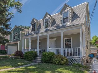 927 Woodlawn Ave, Ann Arbor, MI