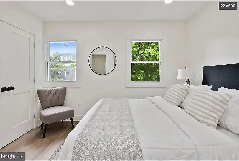 420 20th St NE — Photo 24