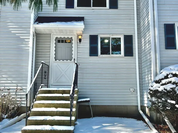 1001 Old Colony Road APT 1-2, Meriden, CT 06451