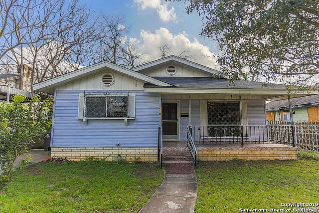 1st image of 518 Barrett Pl
