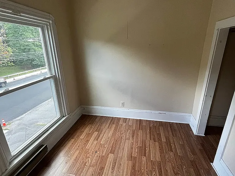554 Stevens Ave #2 — Photo 4