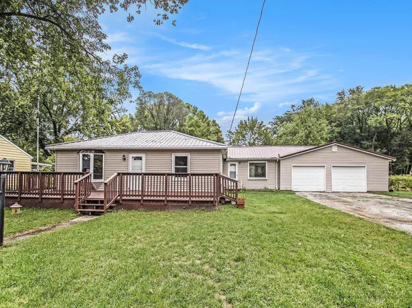 310 E Adams St, Osceola, IN 46561