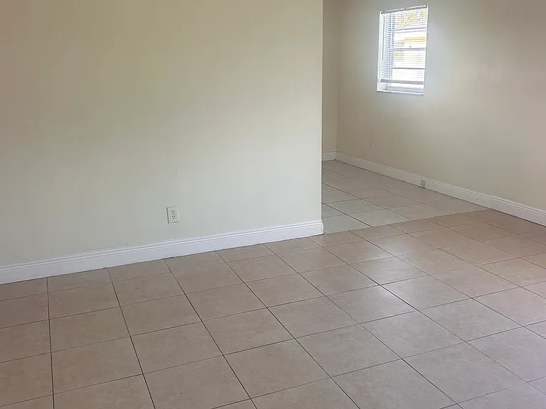 4378 Broadway St #4378 — Photo 9