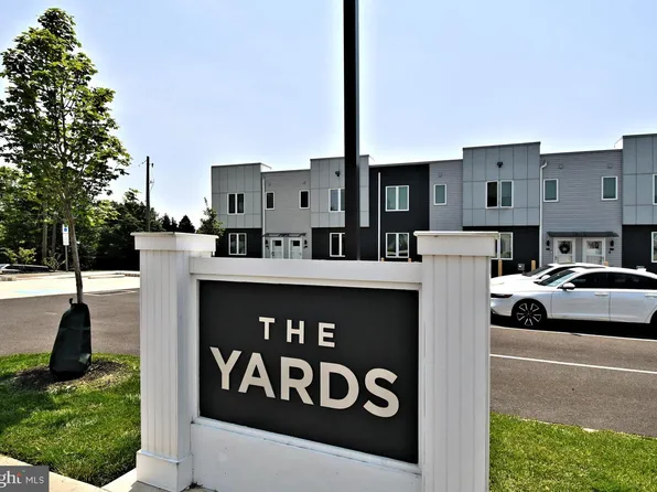 287 Yards Ct, Hatboro, PA 19040